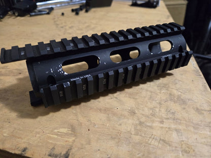 UTG Pro MTU001T Quad Rail System for AR-15 style Rifle.